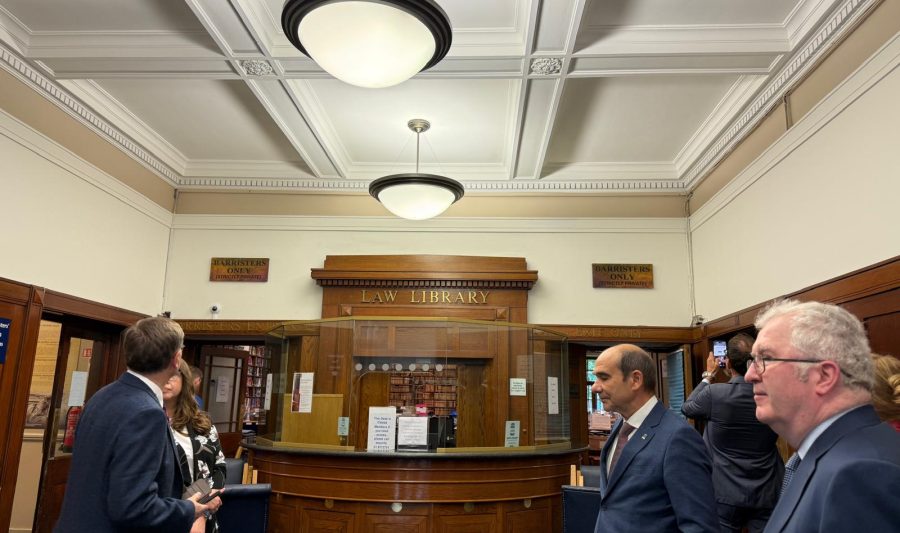 Presidente do Supremo Tribunal Administrativo no Four Courts, Irlanda