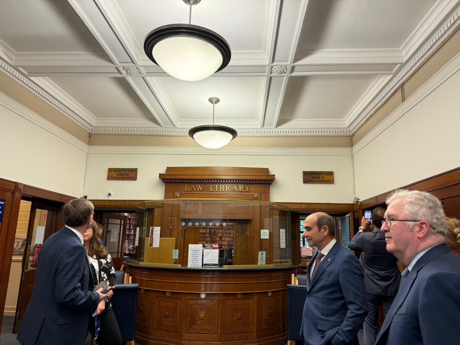 Presidente do Supremo Tribunal Administrativo no Four Courts, Irlanda