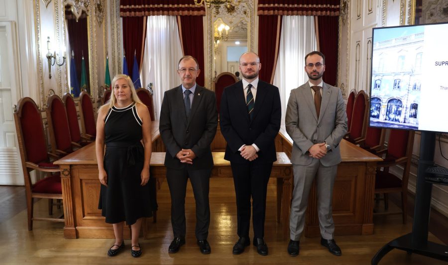 visita de um juiz da jurisdição administrativa polaca